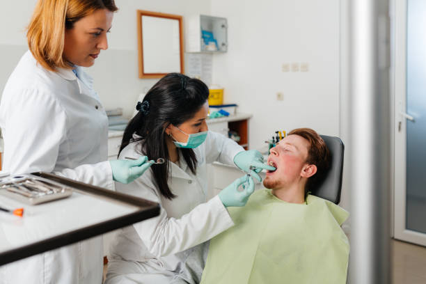 Best Emergency Dental Extractions in Belle, MO